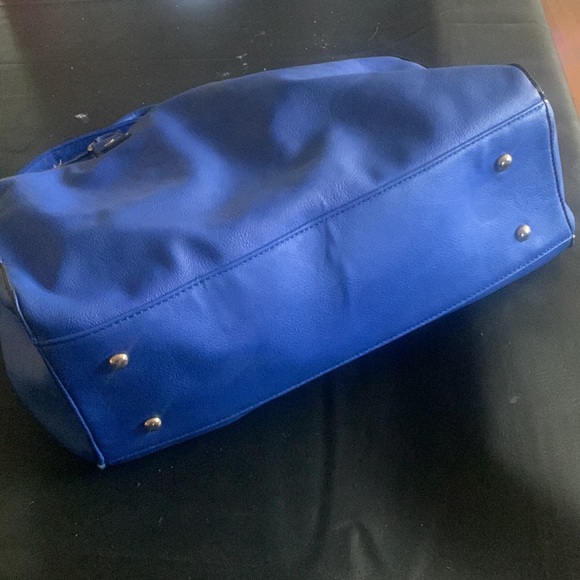 Michael Kors Bag - Picture 4 of 9